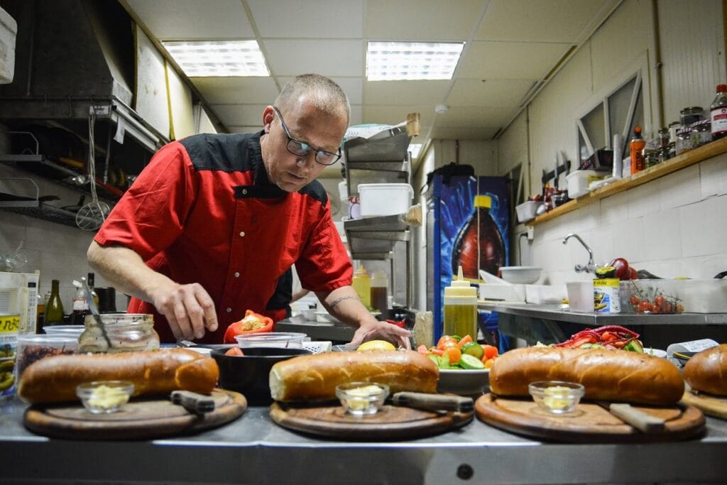 Kuchnia w rytmie reggae – street food na Jamajce