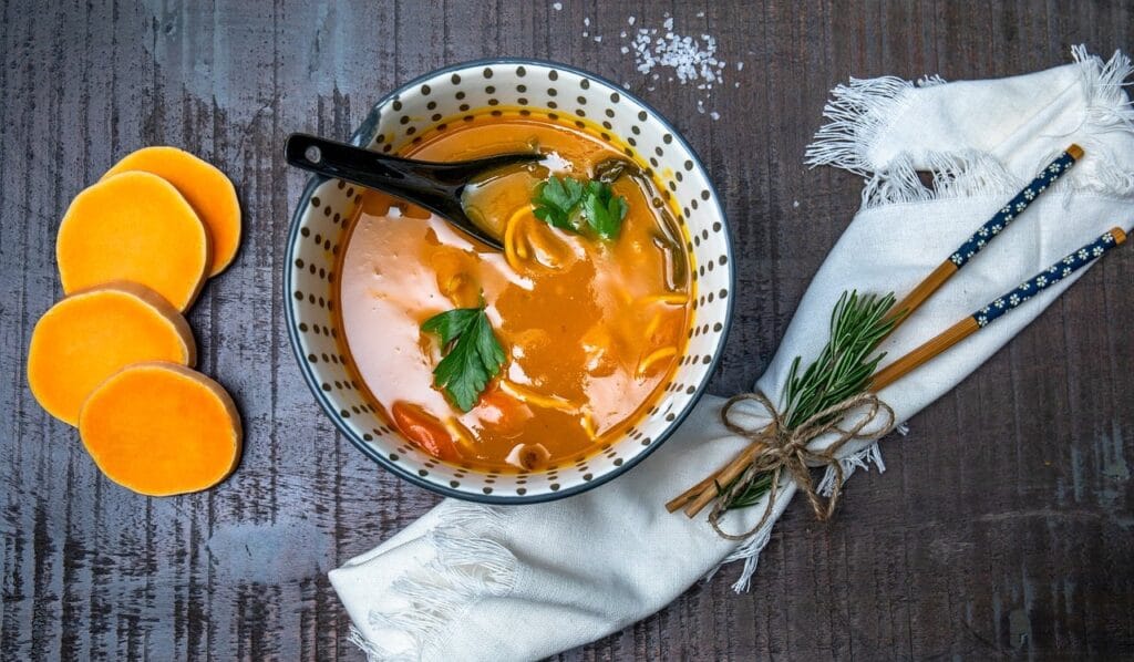Laksa wegańska – Malezja w kubku